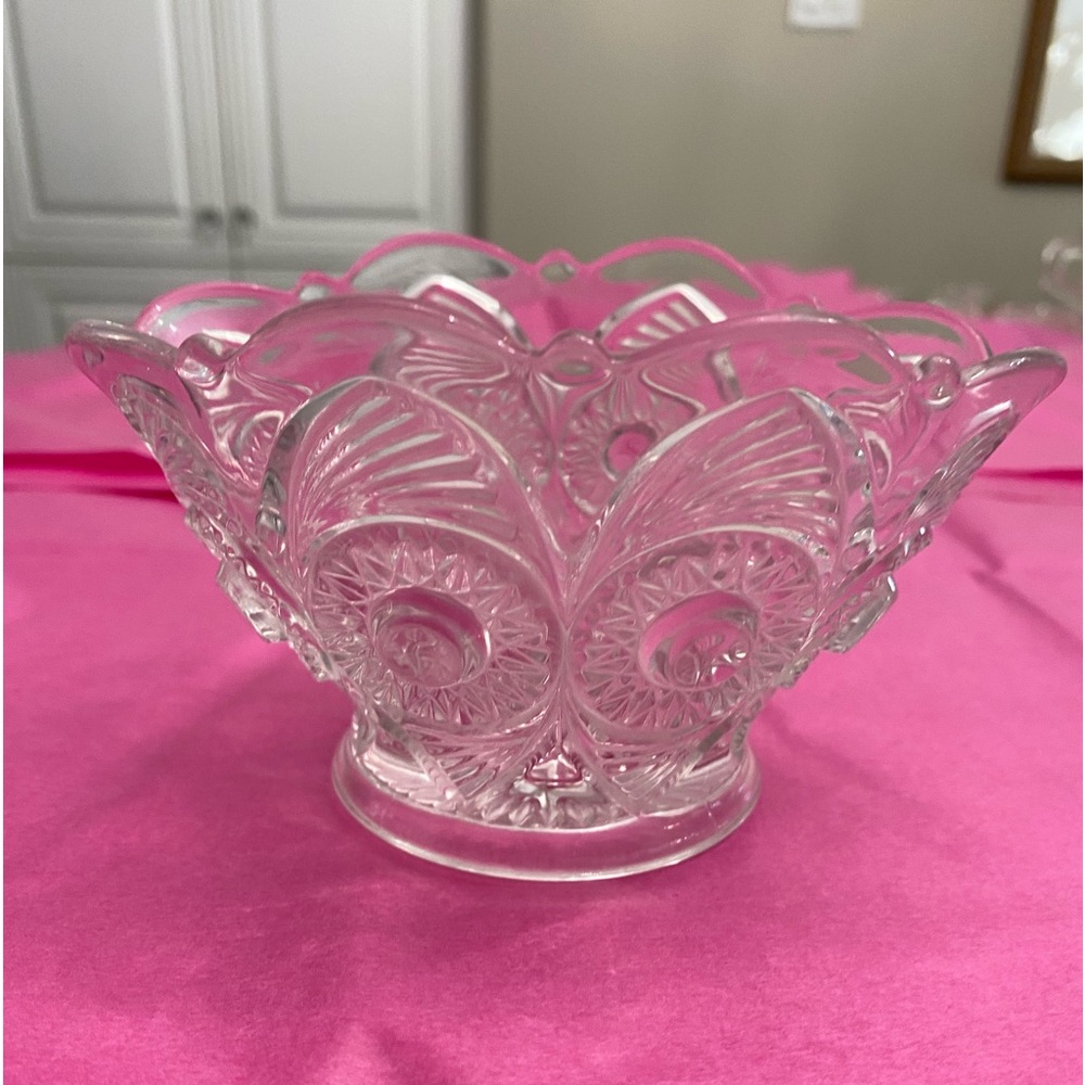 EUC VTG BULLS EYE AND FAN BY US GLASS PRESSED 5” GLASS OVAL DISH
